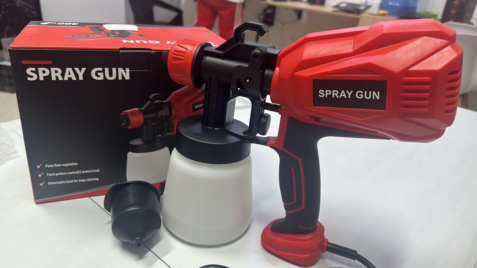 Miniatura 2 de COMPRESOR DE PINTURA ROJA ELECTRICO 2.0